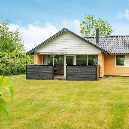 6 Person Holiday Home In Hemmet Holiday home *