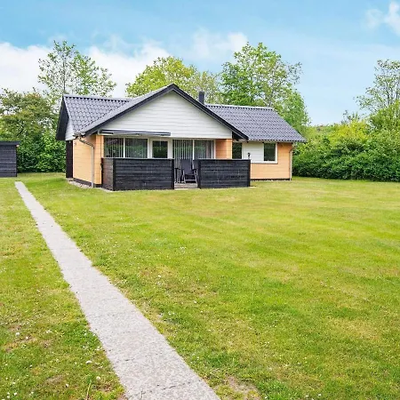 6 Person Holiday Home In Hemmet